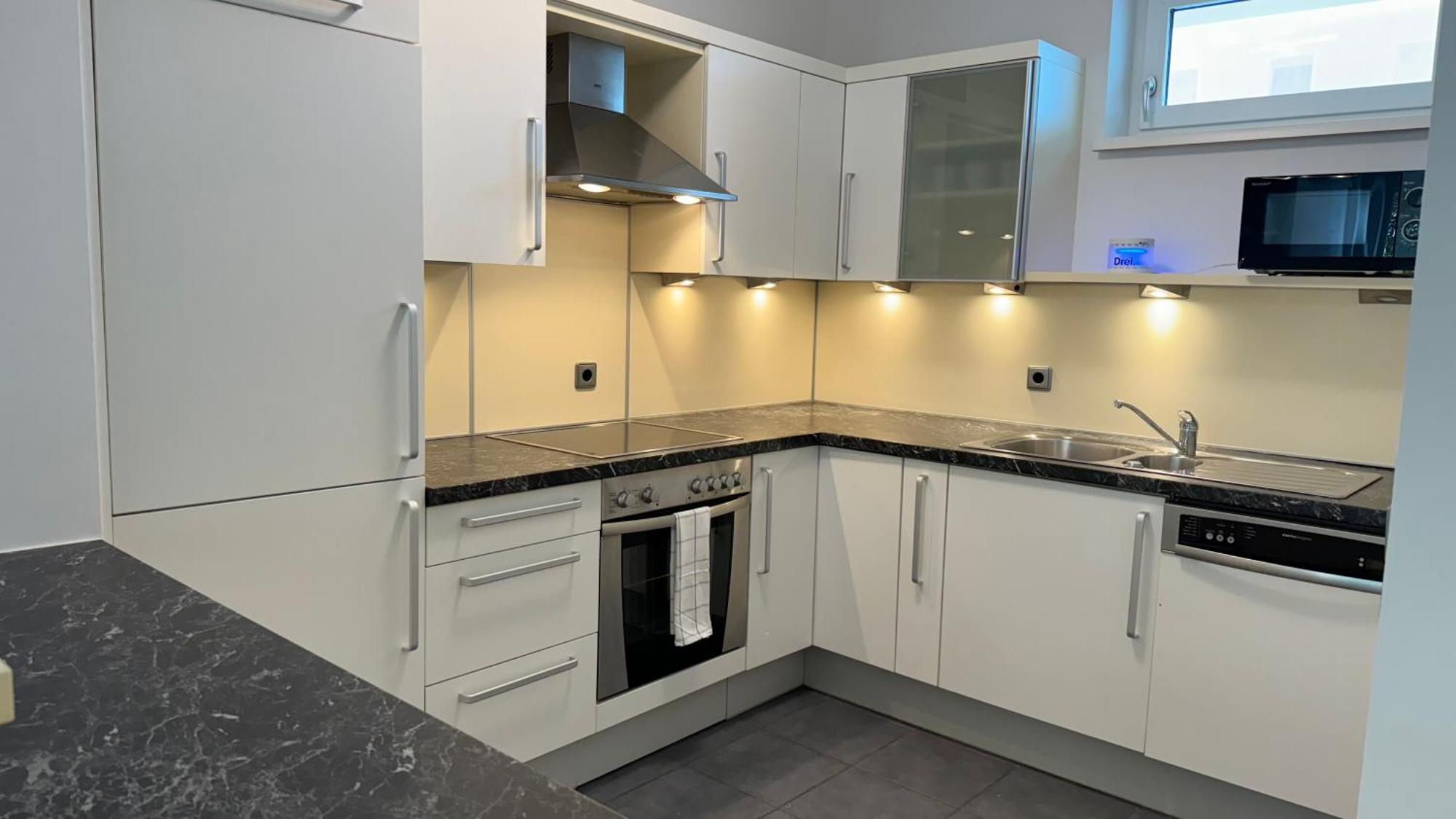 City Apartement Linz Fuer 5 Gaeste Mit Self-Checkin Und Kueche Екстер'єр фото